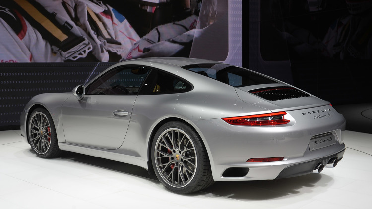 Porsche 911 Carrera Review Specs New Model Features Pics