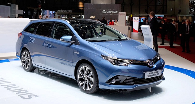 New Toyota Auris 2018 Price in Pakistan Specification Features