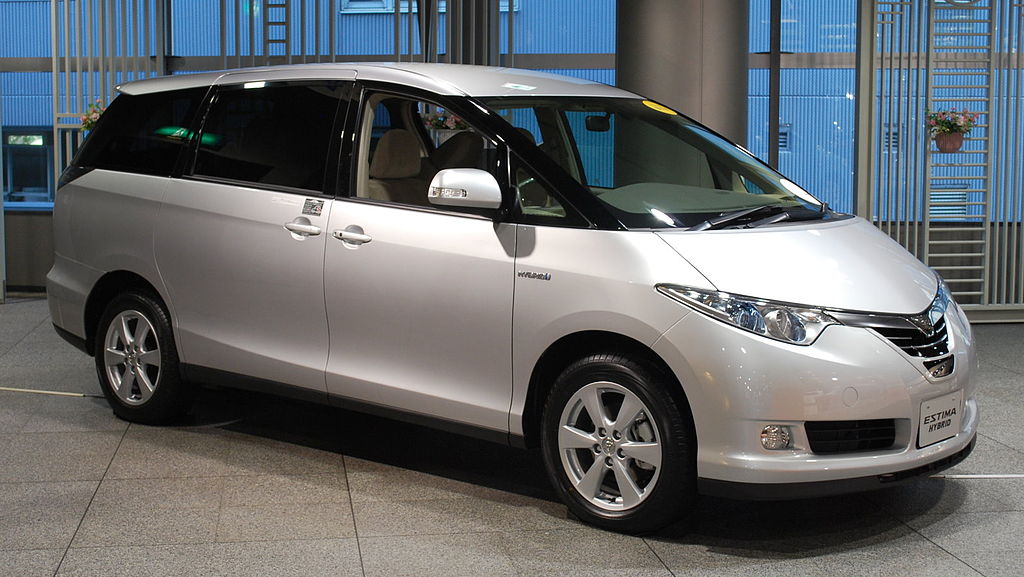 Toyota_Estima_hybrid