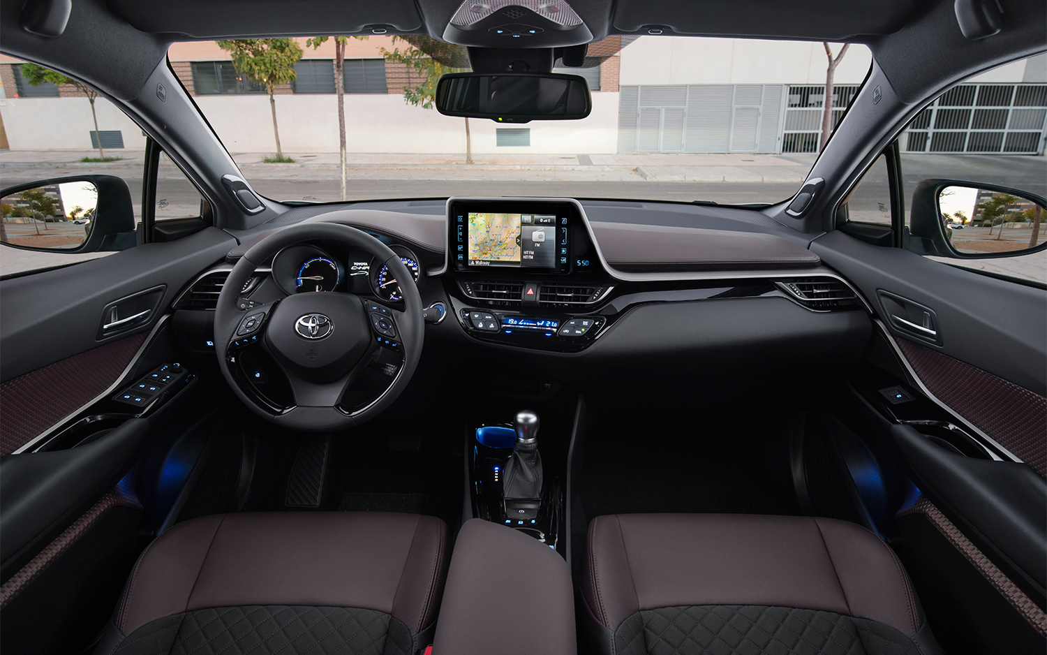 Toyota C-HR 2022 Interior Fuel Consumption