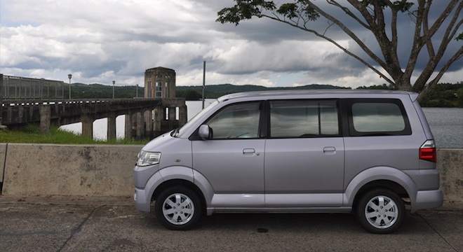 Suzuki APV 8 Seater Cars in Pakistan