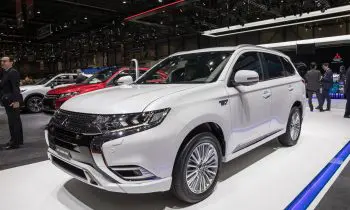 Mitsubishi Outlander 2020 Price in Pakistan New Model