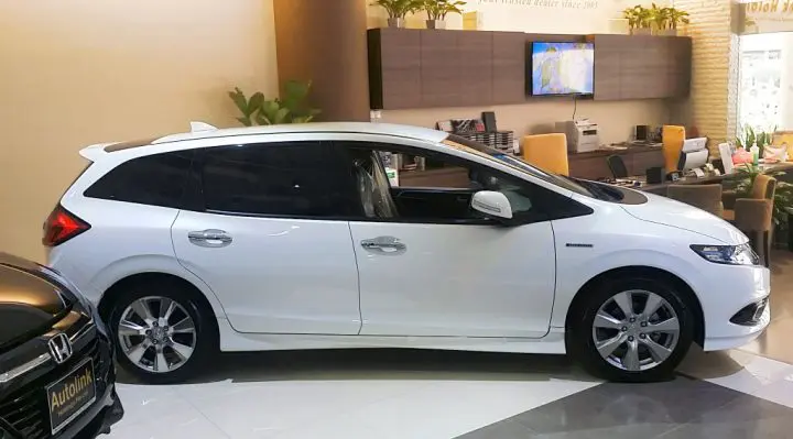 Honda Jade Hybrid Price